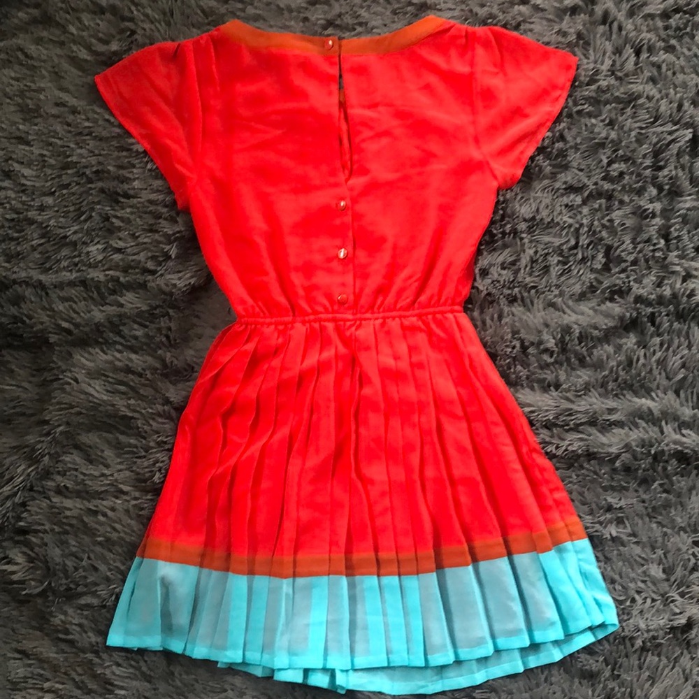 Dress - Picture 2 of 4